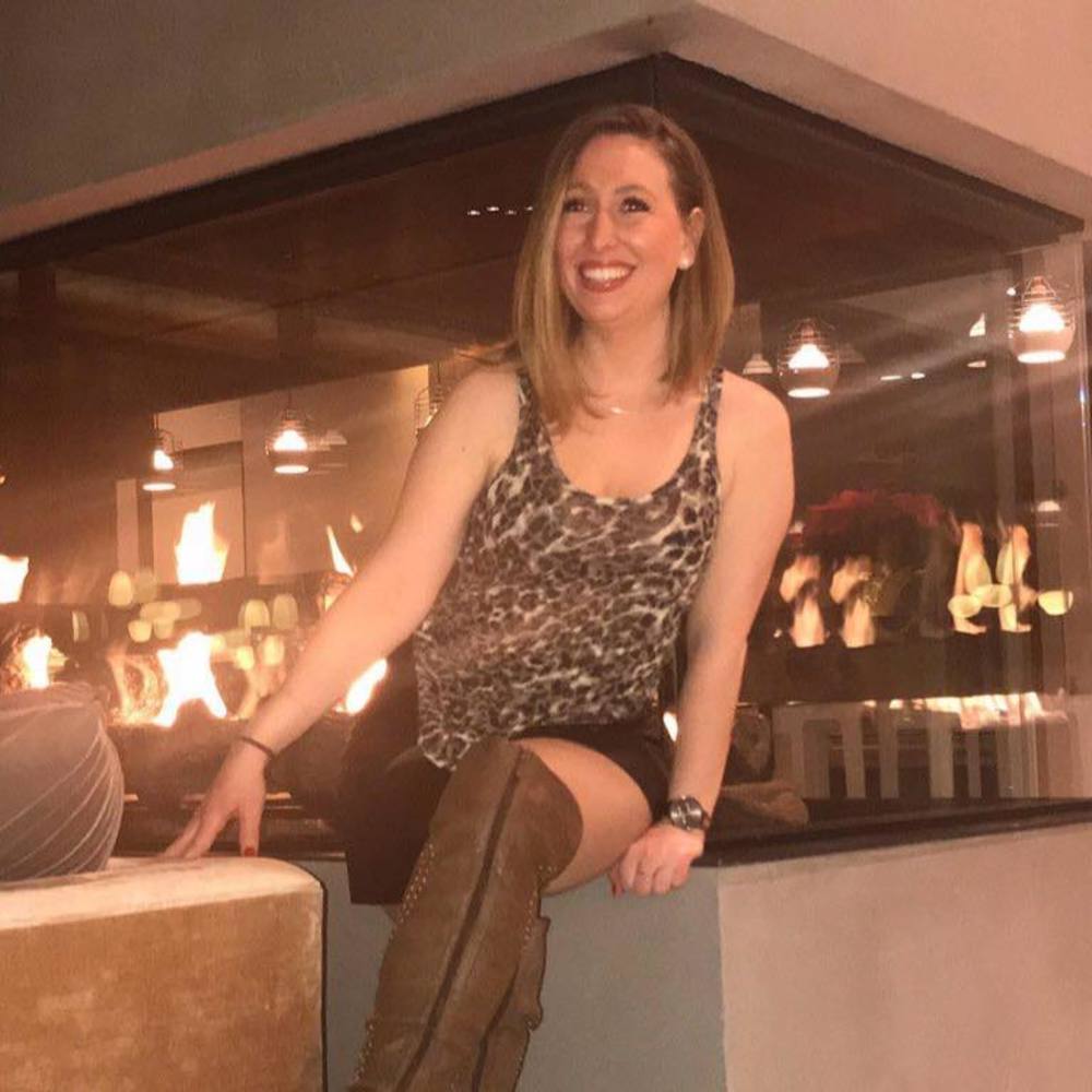 Meet your Posher, Alina